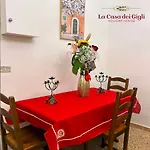 La Casa Dei Gigli Casa de Férias