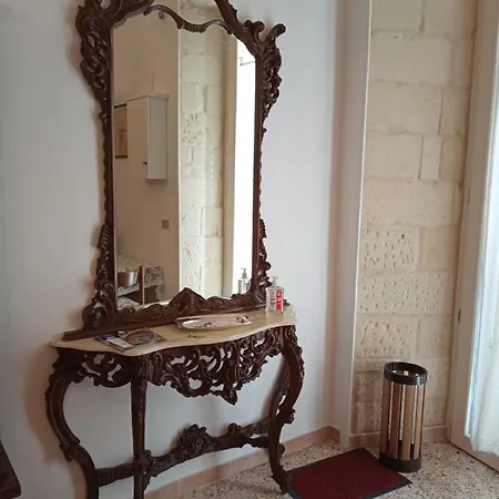 La Casa Dei Gigli Lecce